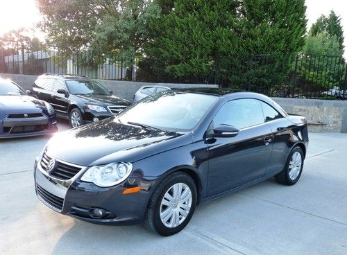 2010 volkswagen eos komfort convertible 2-door 2.0l