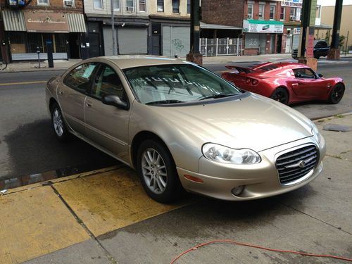 2004 chrysler concorde lxi sedan 4-door 3.5l