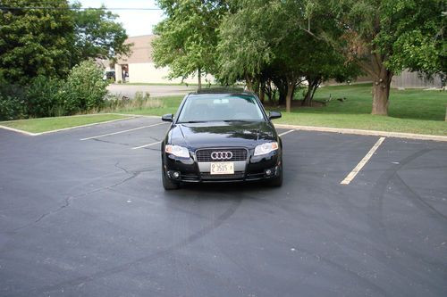 Audi : a4 2.0t quattro black on black  wow lqqk ----no reserwe ---