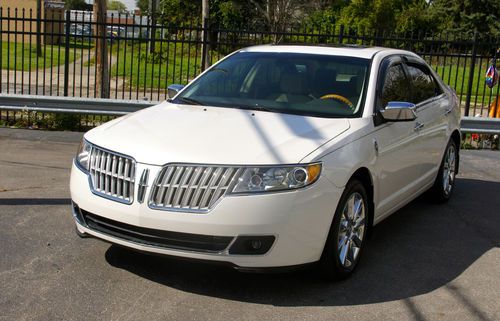 2010 lincoln mkz 3.5l..navi.xenon.thx.camera.sensors.blis.sunroof**no reserve**