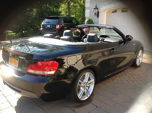 2012 bmw 135i base convertible 2-door 3.0l  m pkg.