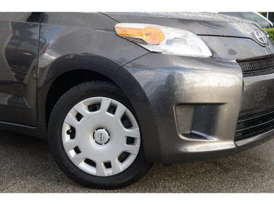 Hatchback 1.8L Power Steering Power Door Locks Power Windows NO RESERVE, image 2