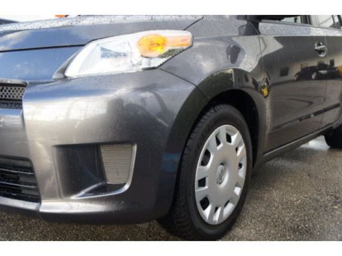 Hatchback 1.8L Power Steering Power Door Locks Power Windows NO RESERVE, image 5