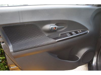 Hatchback 1.8L Power Steering Power Door Locks Power Windows NO RESERVE, image 12