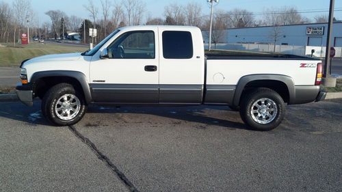 Chevrolet silverado ext.cab 4x4 ls short box