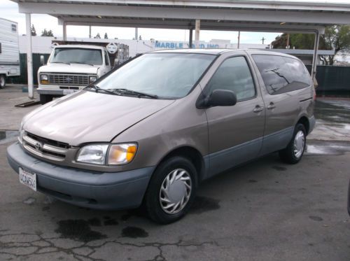 1998 toyota sienna, no reserve