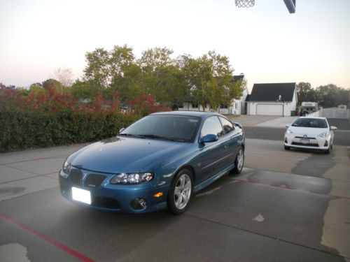 2004 pontiac gto base coupe 2-door 5.7l