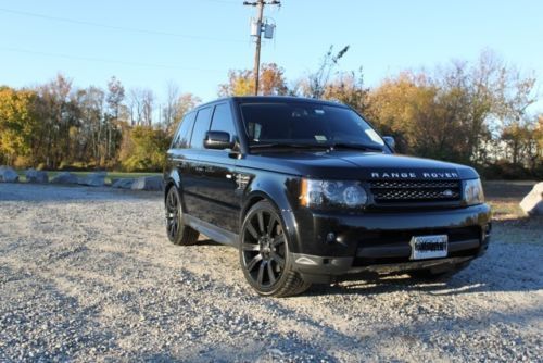2013 range rover sport with only 3100 miles!!
