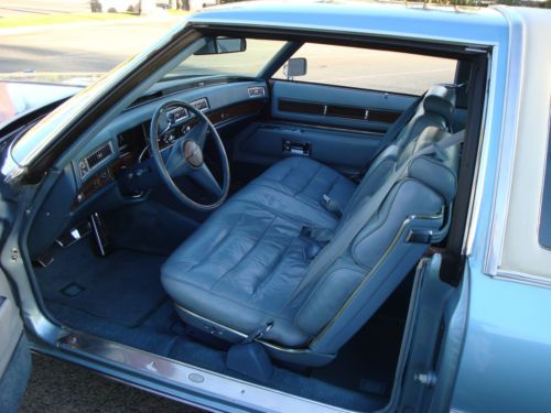 1976 Cadillac Coupe DeVille, image 11