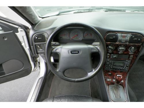 2000 VOLVO S40 SOUTHERN OWNED SUNROOF HEATED LEATHER SEATS WOOD TRIM NO RESERVE, image 50