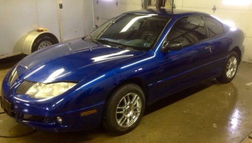 2005 pontiac sunfire base coupe 2-door 2.2l