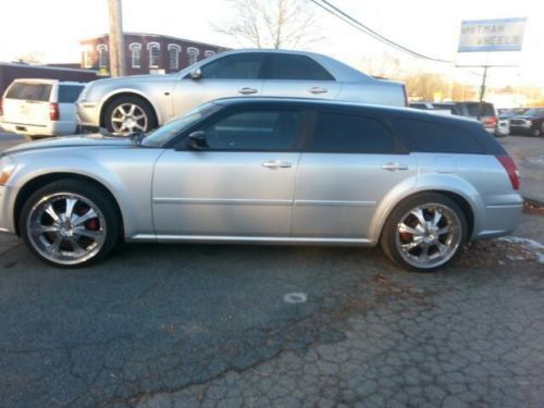 2005 dodge magnum