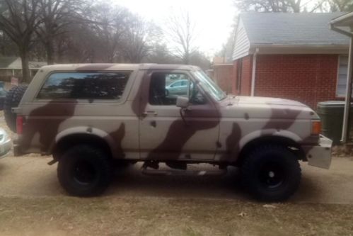 1990 Ford Bronco Eddie Bauer 61,428 original miles! Custom military paint job!, image 4