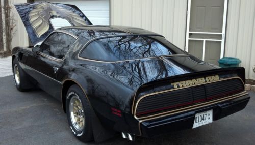 Pontiac trans am frame-off restoration must see.....nice!!!