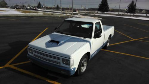 Fast !! - one of a kind - 1991 chevrolet s-10 pickup hot rod 327 cid v8