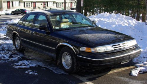 1997 ford crown victoria lx - 92k miles - one owner