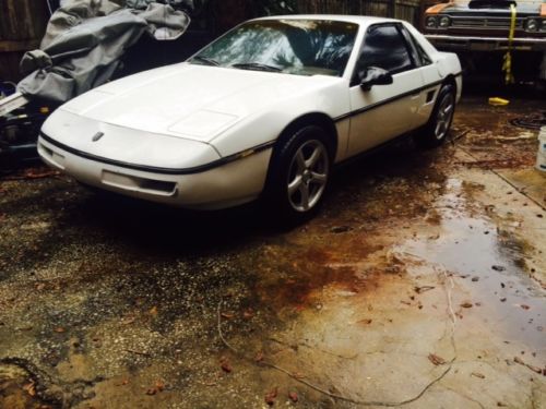 1988 pontiac fiero 4 cyl 5 speed runs great, image 10