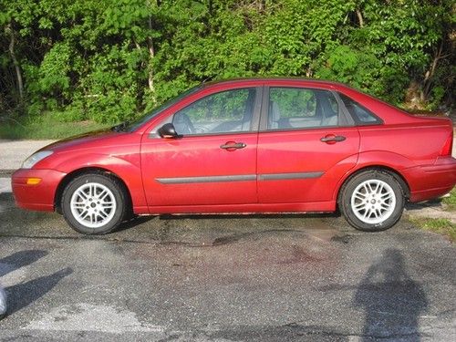 2001 ford focus lx sedan 4-door 2.0l