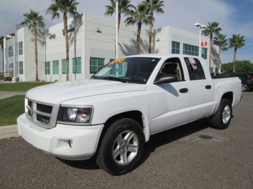 10 white automatic 3.7l v6 miles:85k crew cab pickup truck