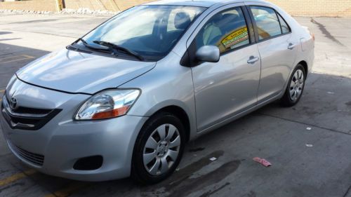 2007 toyota yaris sedan