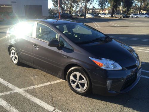 2012 toyota prius 3