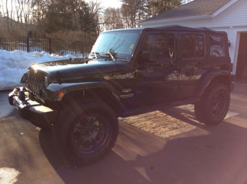 2012 green  jeep wrangler unlimited sahara sport utility 4-door 3.6l