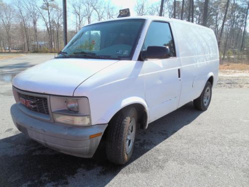 2005 gmc safari white awd 4x4 cargo minivan  v6 gas saver clean no reserve