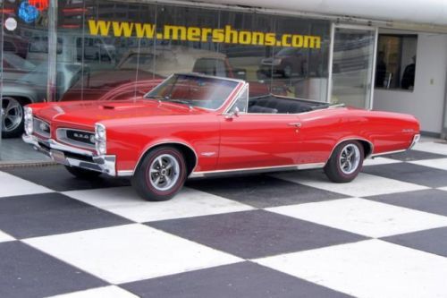 1966 pontiac gto tri-power 4 speed red/black