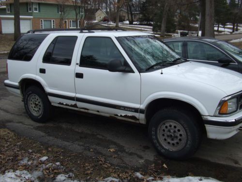 1995 Chevrolet Blazer LT Sport Utility 4-Door 4.3L, image 3