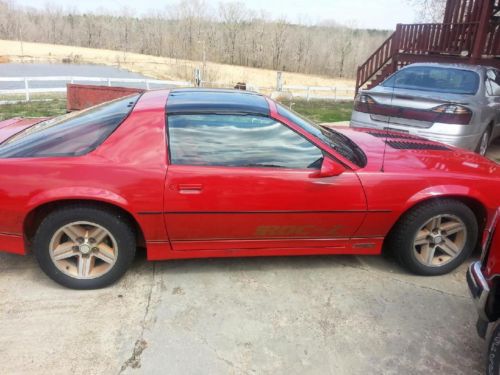 Classic 1985 chevrolet camaro iroc-z z28