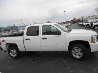 5.3L Heavy-Duty Handling/Trailering Suspension Package Crew Cab Finance Trade In, image 6