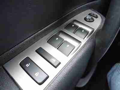 5.3L Heavy-Duty Handling/Trailering Suspension Package Crew Cab Finance Trade In, image 18