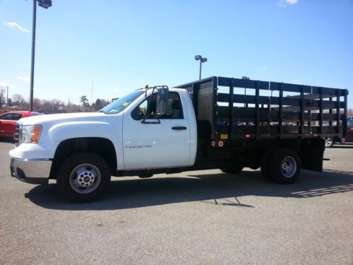 2007 gmc 3500 hd stake body