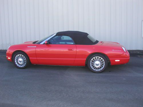 2005 ford thunderbird 50th anniversary edition convertible 2-door 3.9l