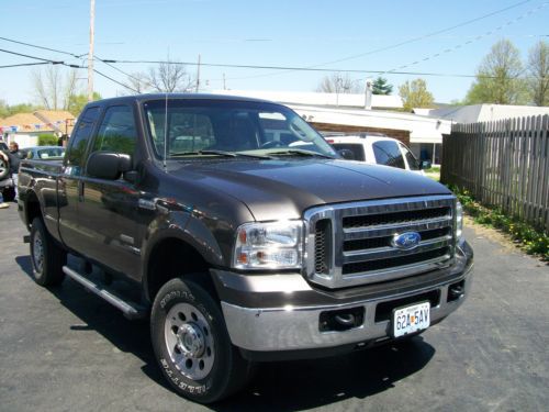 2005 ford f-250 4x4  87,xxx miles  1 owner