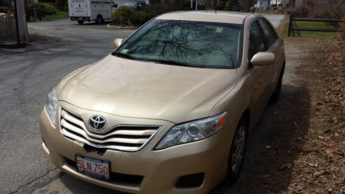 2010 toyota camry le sedan 4-door 2.5l