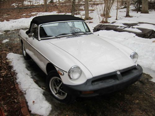 Mgb mg convertible 1980 parts or restore! engine runs well!