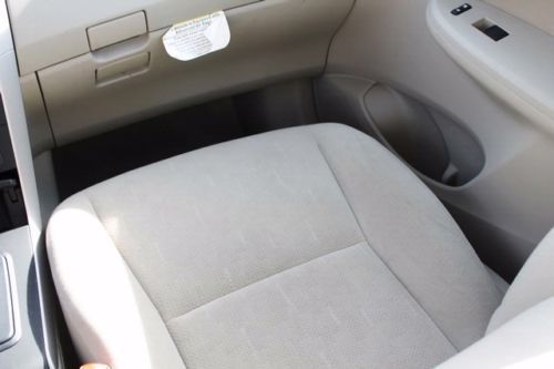 L CD 4 Cylinder Engine A/C ABS Adjustable Steering Wheel AM/FM Stereo MP3 Player, image 13