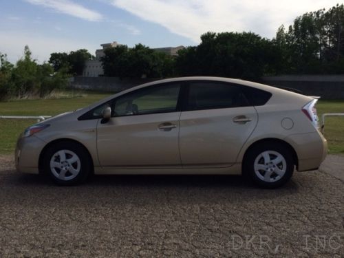 2010 prius auto 66k cold a/c jbl sound all power equip immaculate