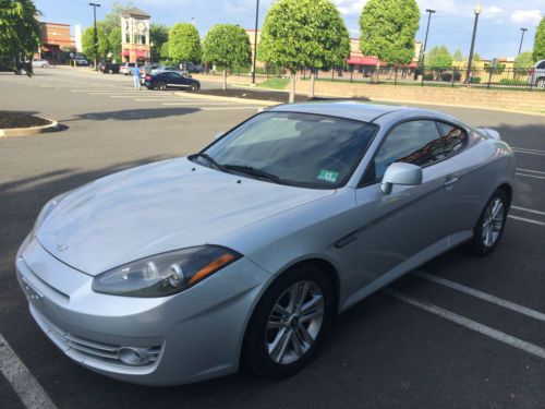 2007 tiburon 1 owner clean!