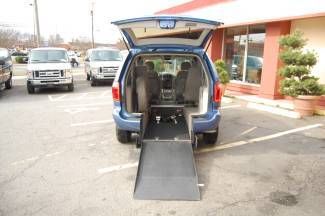 Very nice 2007 model wheelchair ramp equipped chrysler town and country!