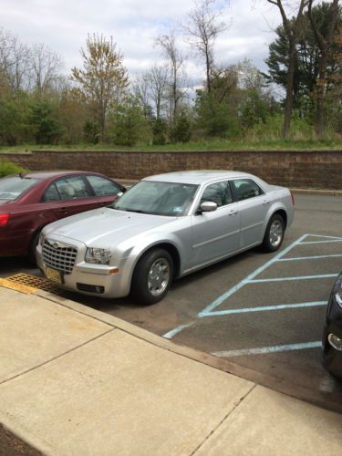 2005 chrysler 300 limited sedan 4-door 3.5l