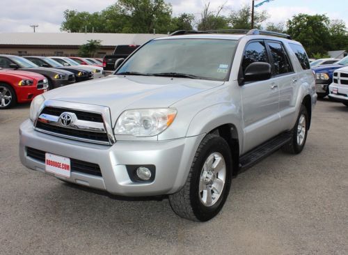 4.0l v6 leather sunroof cd mp3 third row rear ac tow package running boards 4x4