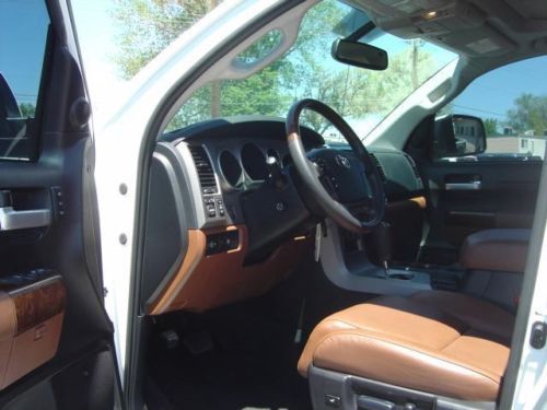 2013 Toyota Tundra Platinum Extended Crew Cab Pickup 4-Door 5.7L, image 4