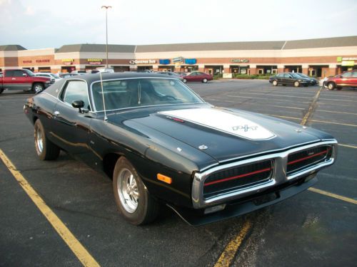 1972 dodge charger special edition hardtop 2-door r/t clone