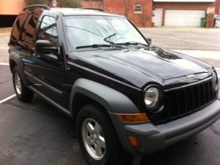 2005 jeep liberty sport sport utility 4-door 3.7l