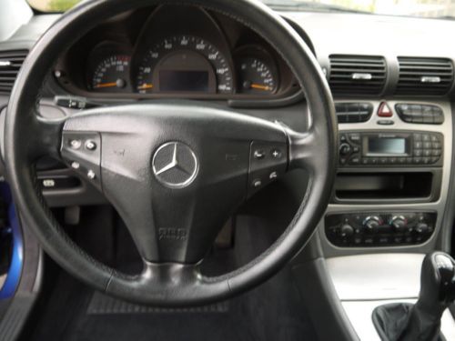 RARE 1 OWNER HARD TO FIND, LOW MILES, 1.8L 6-SPEED, 27MPG, 6CD BOSE, NO RESERVE, image 29