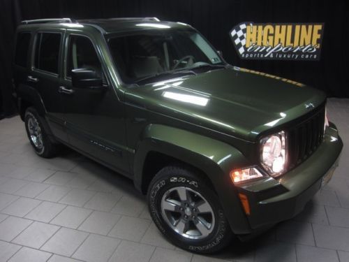 2008 jeep liberty sport 4x4, 210hp 3.7l v6, only 12k miles, loaded, super clean
