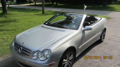 Mercedes clk 350 2007 year convertible