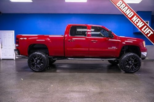 6.6l duramax diesel crew cab lifted nerf bars soft tonneau sunroof leather